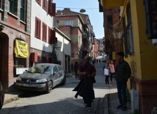 Zindan Kapoussi and Porta Hebraica